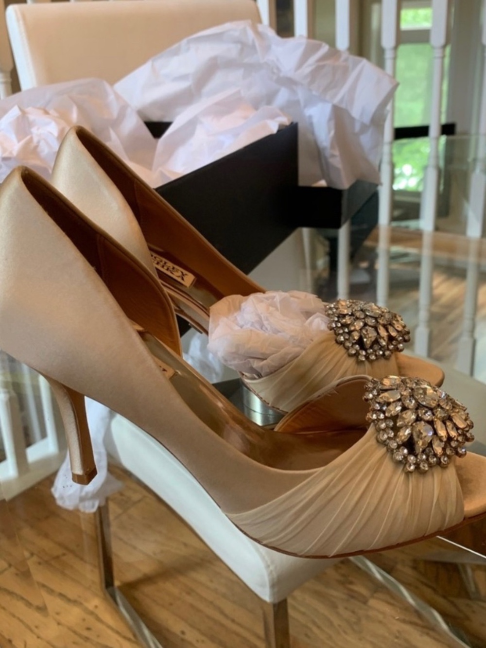 Badgley Mischka Pearson Ivory Heels